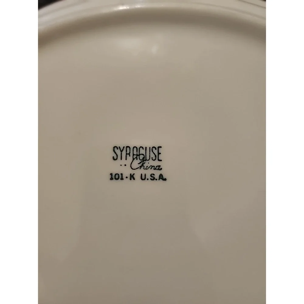 Syracuse China Oval Scalloped‎ 9
